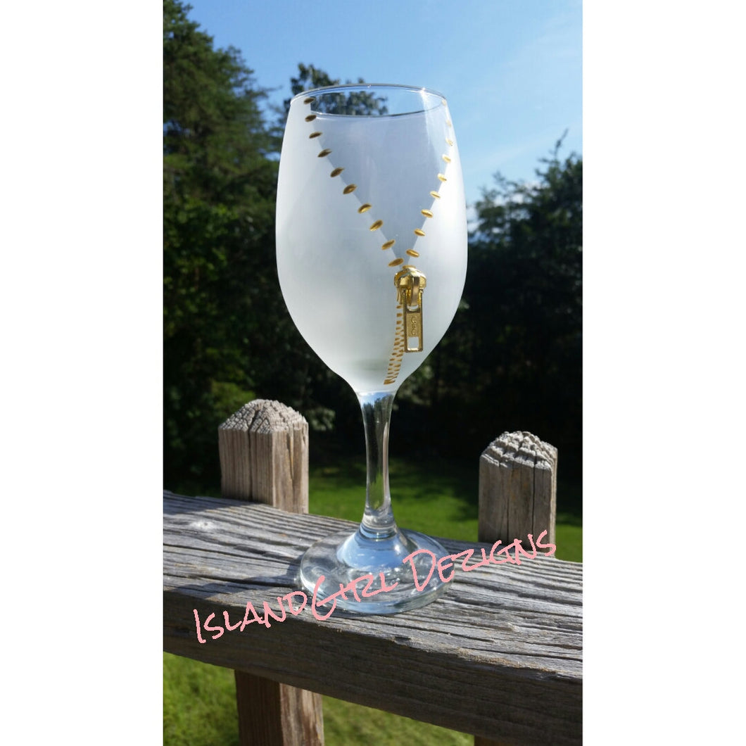 Zipper Hand Painted Etched Wine Glass